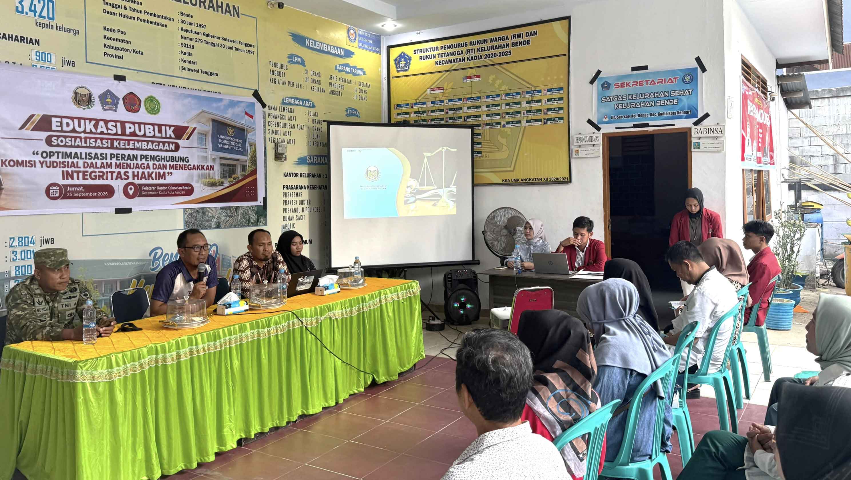 Penghubung KY Sultra Edukasi Warga Bende tentang Peran KY dalam Menjaga Integritas Hakim