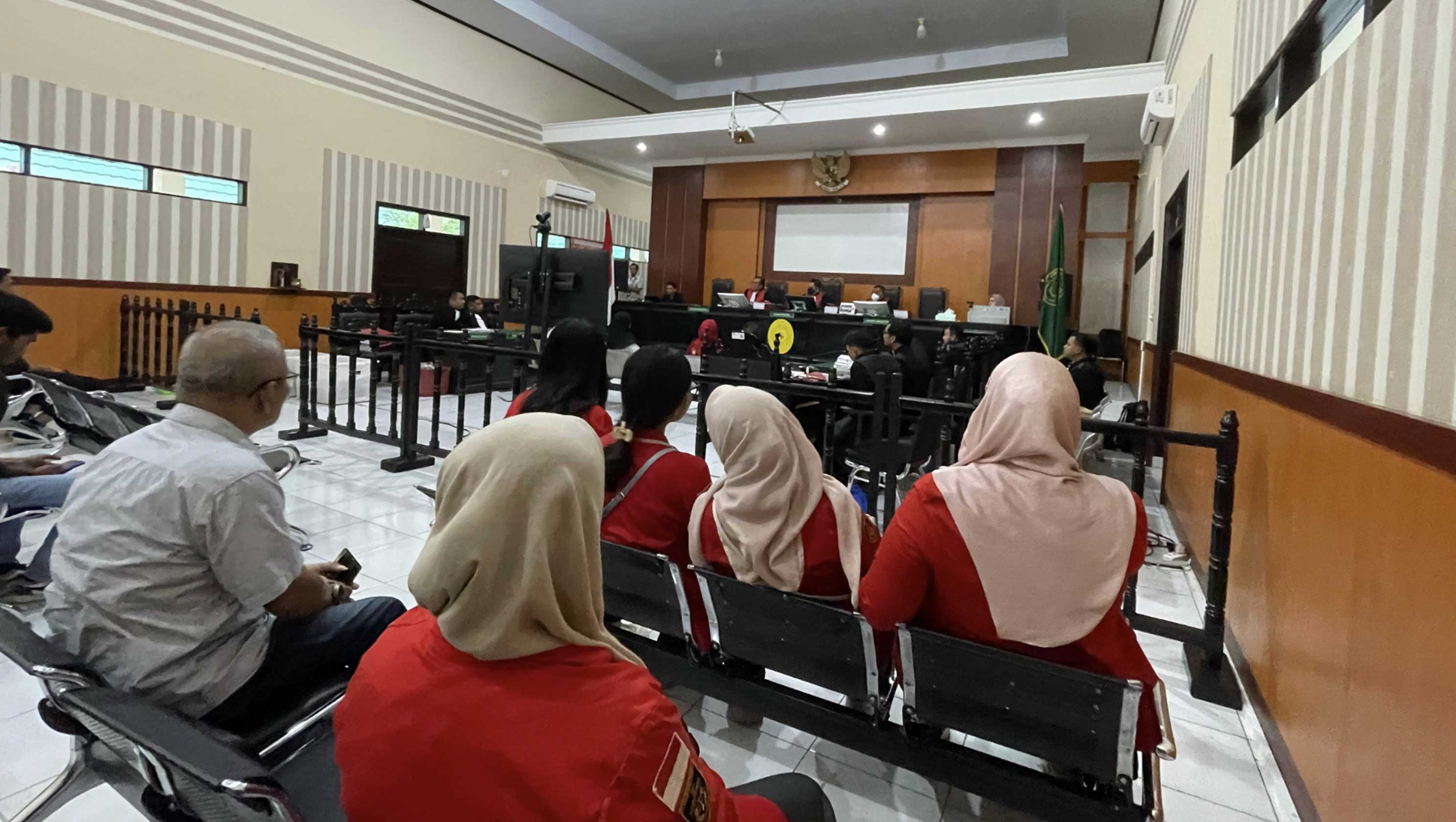Penghubung KY Sultra Pantau Sidang Dugaan Korupsi Mantan Sekda Kendari Penghubung KY Sultra Pantau Sidang Dugaan Korupsi Mantan Sekda Kendari