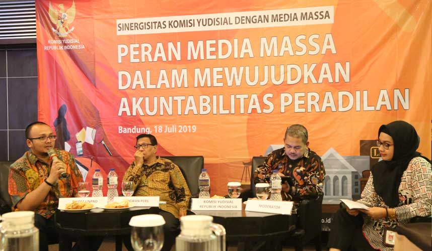 Media dan Peradilan di Indonesia Harus Miliki Trust Bussiness
