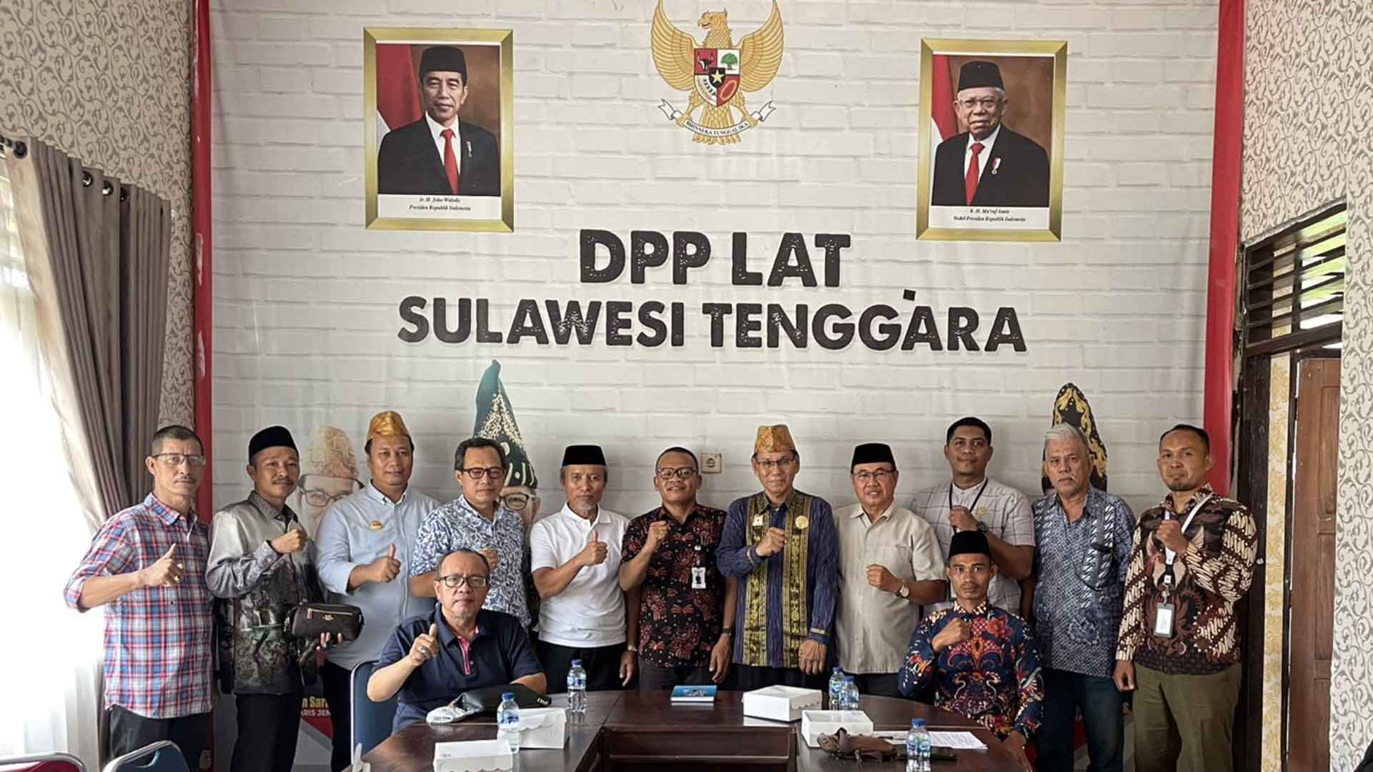 Perluas Jejaring dengan Suku Asli Daerah, Penghubung KY Sultra Bertandang ke DPP LAT