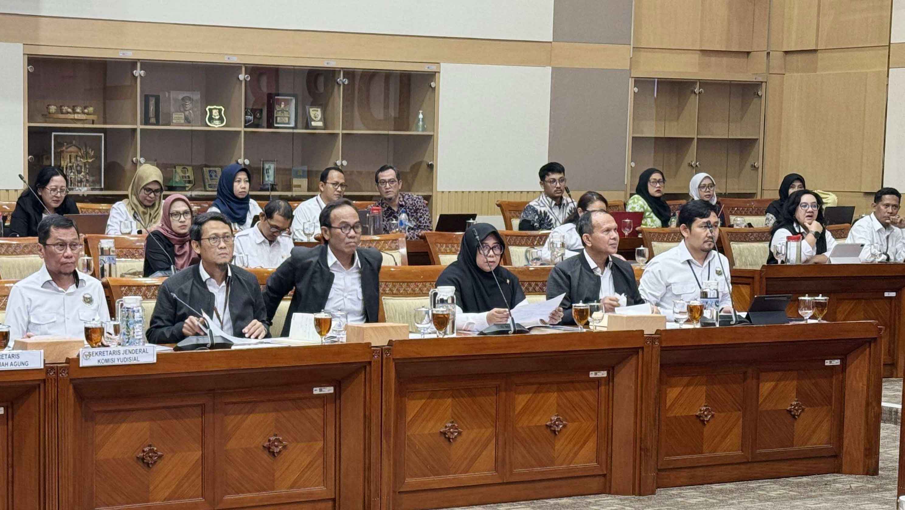 Bahas Anggaran 2027, Sekjen KY Hadiri RDP dengan Komisi III DPR